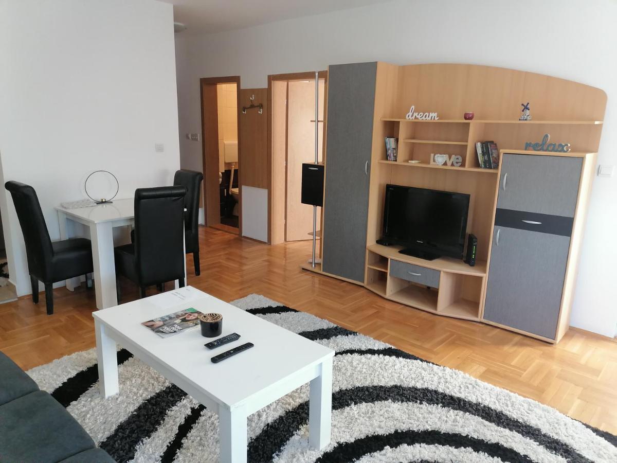 Apartamento Centar S Ni Exterior foto