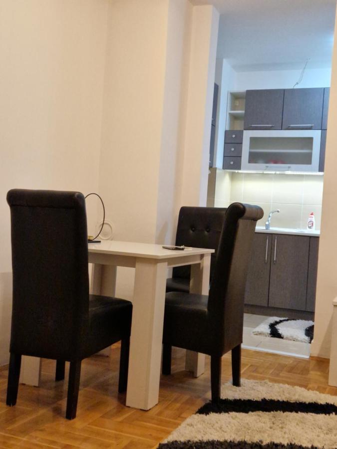 Apartamento Centar S Ni Exterior foto