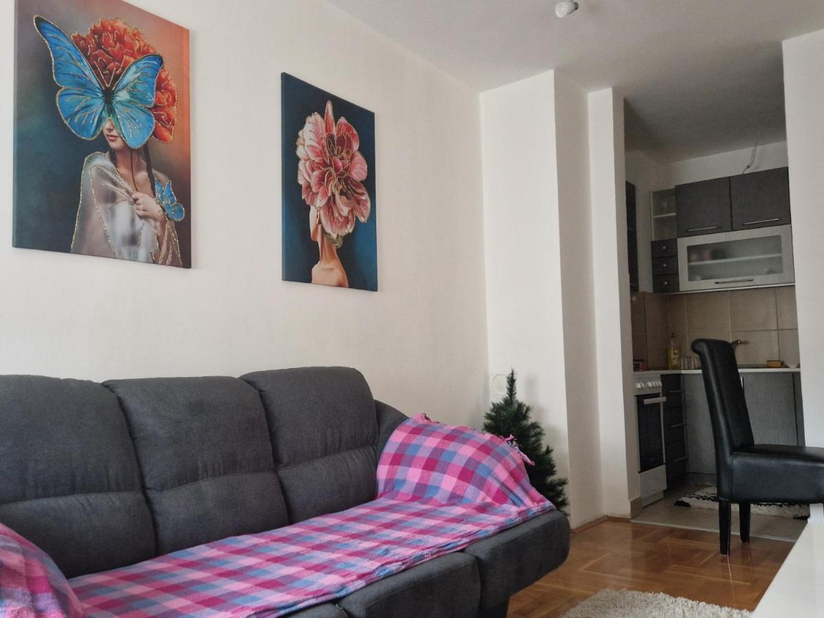 Apartamento Centar S Ni Exterior foto